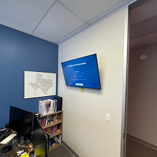 Houston-TV-Mounting-by-Hargrett-Electronics-We-Came-We-Leveled-We-Mounted 16