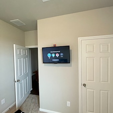 Houston-TV-Mounting-by-Hargrett-Electronics-We-Hang-TVs-So-You-Dont-Have-To 1